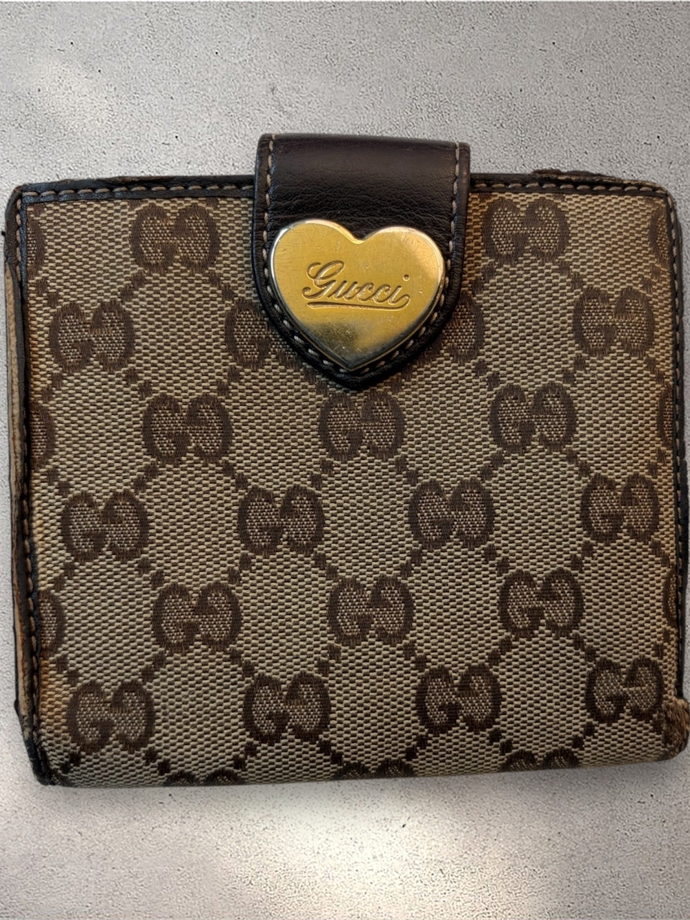 Gucci GG Canvas Heart Logo Compact Bifold Wallet Brown Leather Coin Pocket